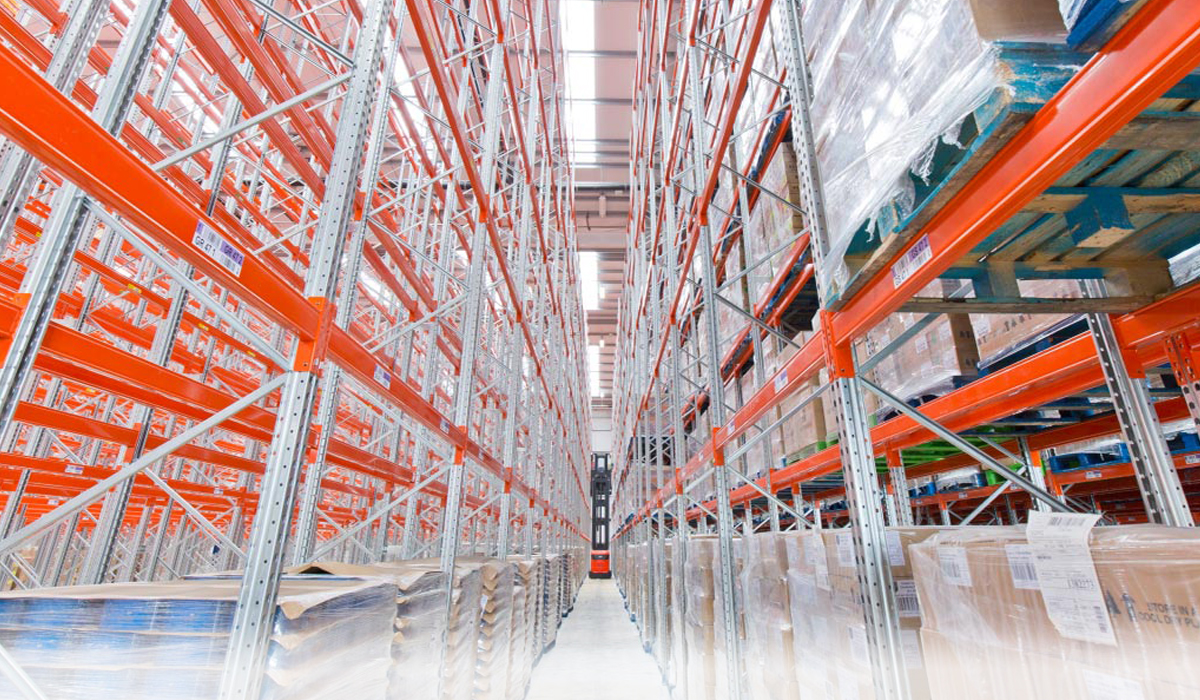 Narrow Aisle Racking Systems - Racking systems - RegoStore