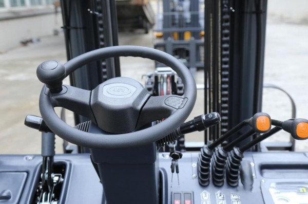 Υγραεριοκίνητο περονοφόρο REGO FGL35T - 3.5 τόνων