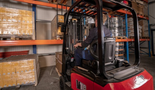 3 wheel electric forklift REGO CPD18TV8 - 1.8t.