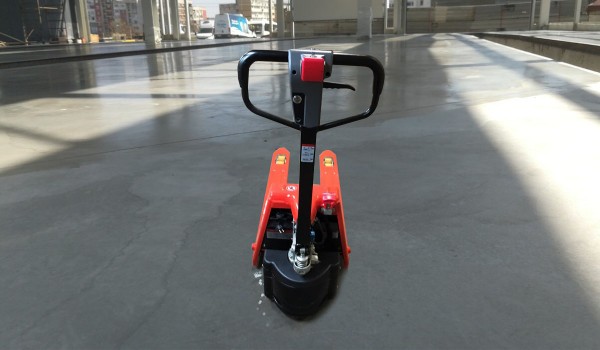Electric pallet truck REGO EPT20-15EHJ - 1.5t.