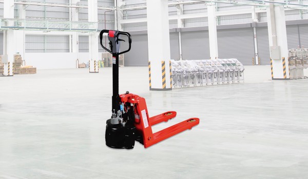 Electric pallet truck REGO EPT20-15EHJ - 1.5t.