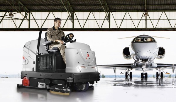 Μηχάνημα πλύσης δαπέδου REGO Comac C130