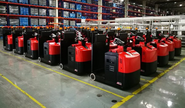 Electric tow tractor REGO EP QDD30/45S - 3 - 4.5t.