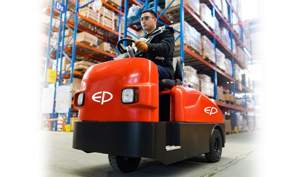 Electric tow tractor REGO EP QDD30TS/60TS-C - 3 - 6t.