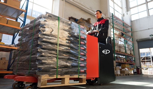 Electric pallet truck REGO KPL201 - 2t.