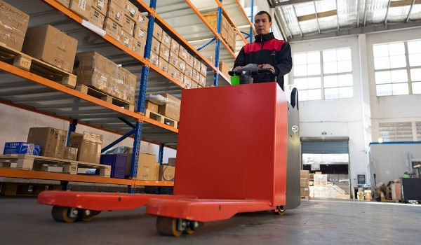 Electric pallet truck REGO KPL201 - 2t.